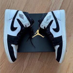 Air Jordan 1 Mid SE Size 11 M